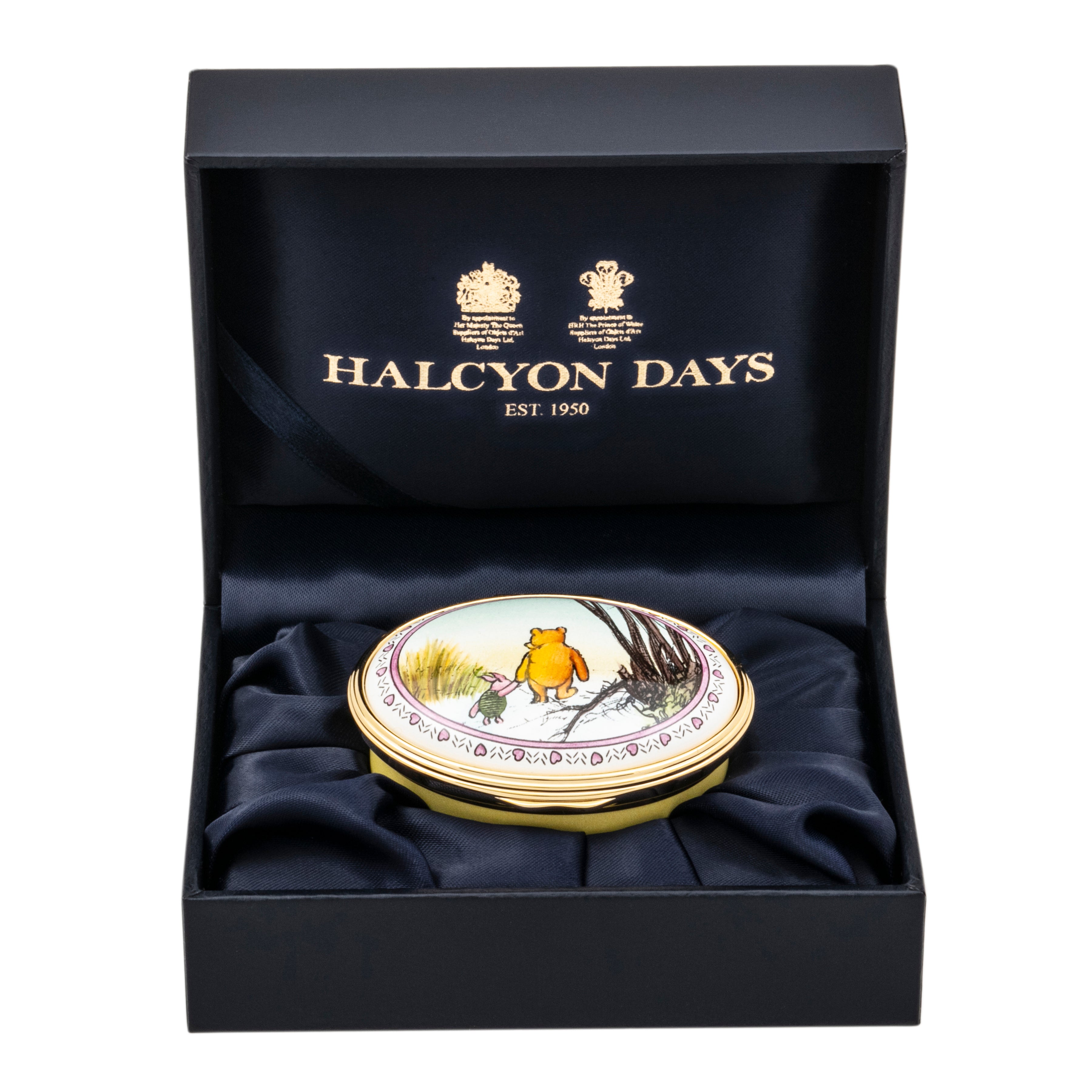 HALCYON DAYS ENAMELS プードル The Most Important Thing Is' Enamel Box - Personalised