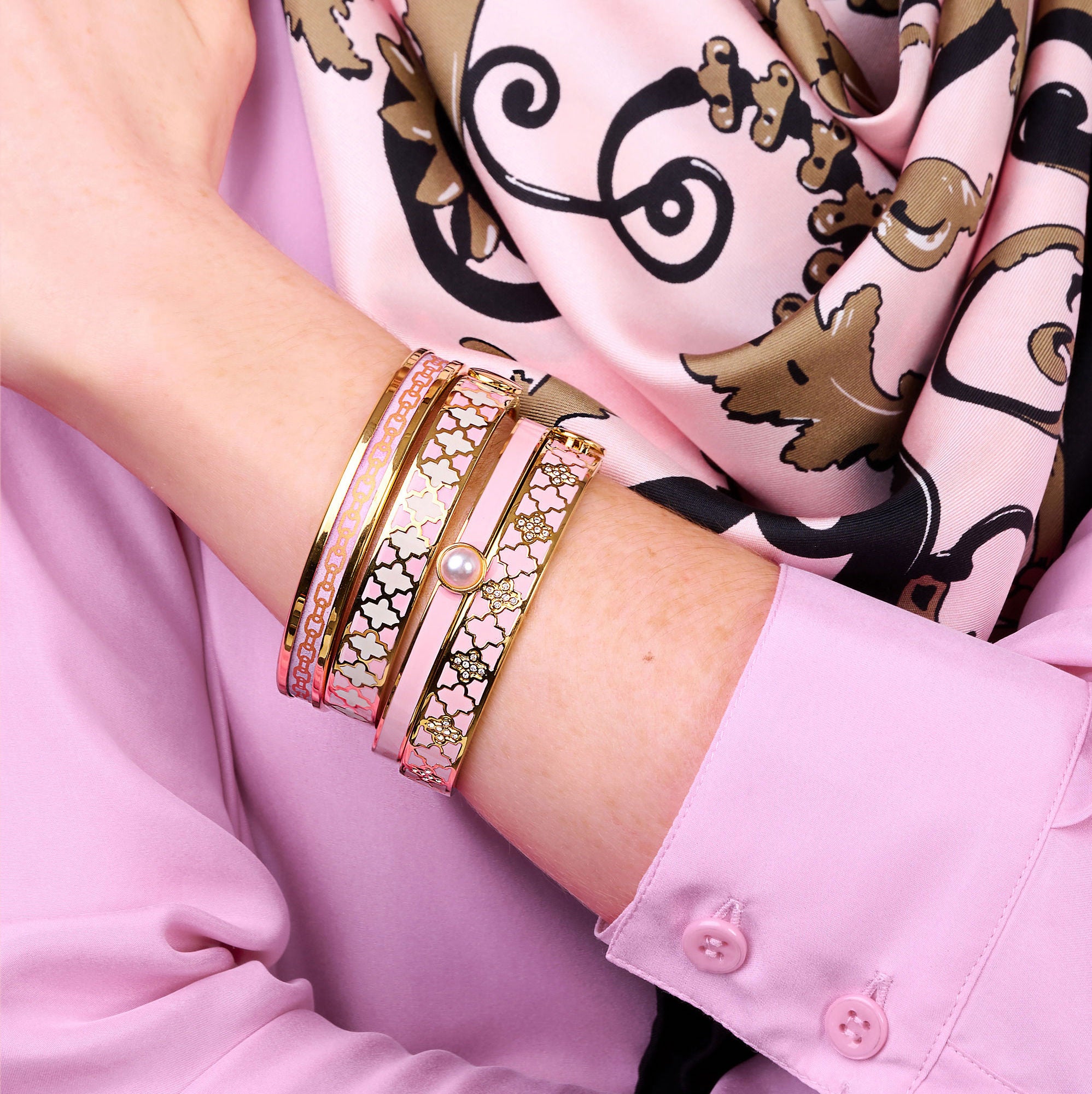 Pink gold bangle 2025