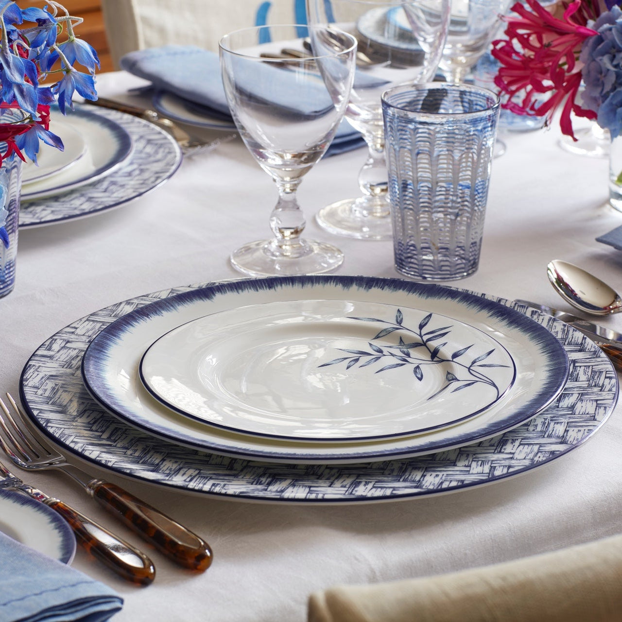 Halcyon Days Marguerite Basket Weave Plate - Thumbnail 2